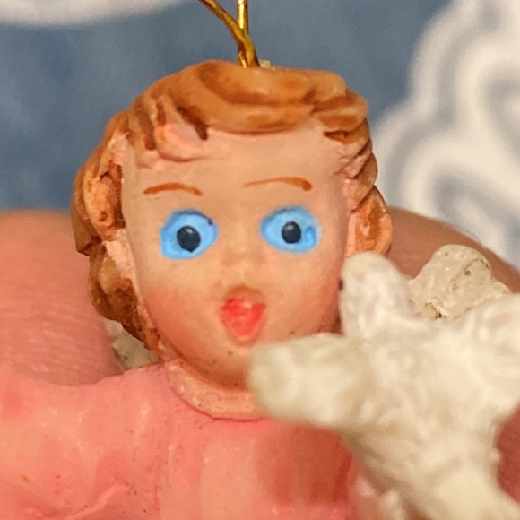 Beautiful angel choir ornaments in resin 5 in all - Picture 6 of 8